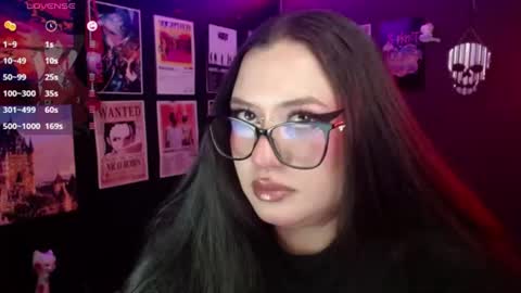 Snapshot of raven_darkk chatting on June 26, 6:23 pm Raven online show from June 26, 6:23 pm