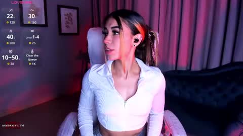 Snapshot of raven_dooll chatting on July 12, 1:35 pm Raven online show from July 12, 1:35 pm