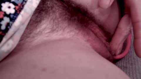 Snapshot of raven_feathers chatting on May 21, 2:35 pm Roxanneredlight59 online show from May 21, 2:35 pm
