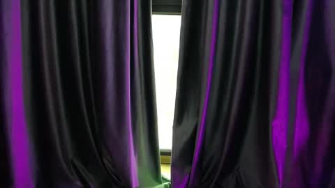 Snapshot of raven_foxxy chatting on January 19, 6:39 am Raven Foxxy online show from January 19, 6:39 am