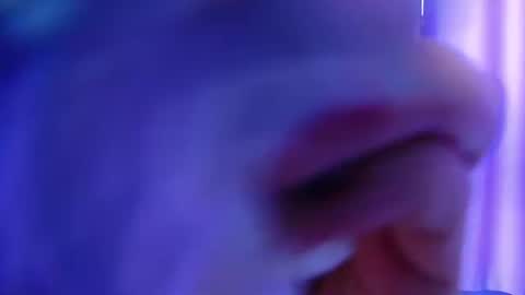 Raven Foxxy online show from July 8, 6:51 am