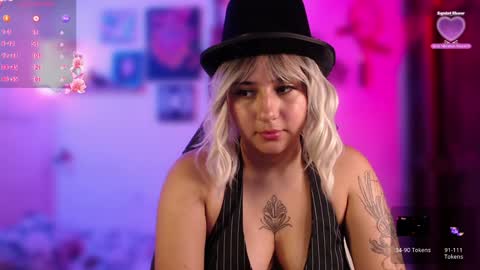 Snapshot of raven_gotic69 chatting on December 10, 1:11 am charlote rayen online show from December 10, 1:11 am