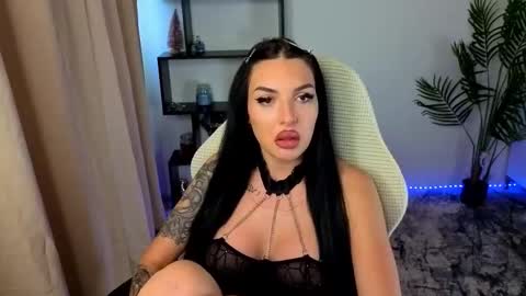 raven_inkk online show from February 2, 10:47 am