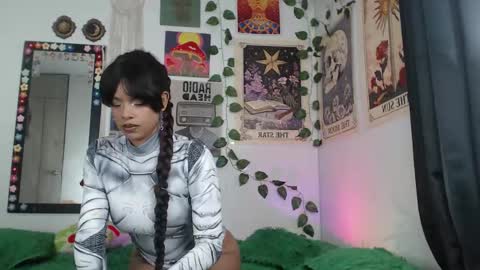 Snapshot of raven_luv chatting on November 12, 10:41 pm raven online show from November 12, 10:41 pm