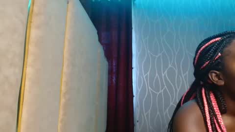 Raven online show from May 3, 2:01 pm