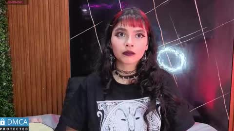 raven_rox_ online show from November 14, 3:16 am