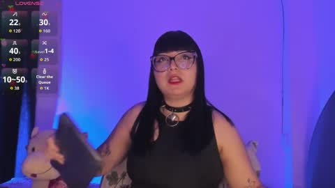 Snapshot of ravendark_666 chatting on May 9, 4:39 am Raven online show from May 9, 4:39 am