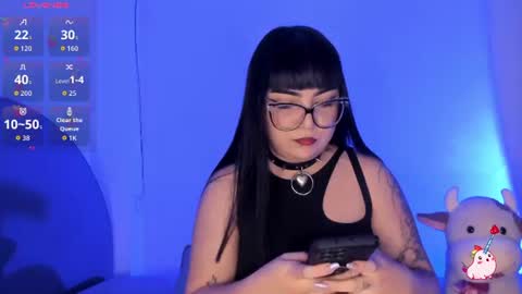 Snapshot of ravendark_666 chatting on July 3, 5:25 am Raven online show from July 3, 5:25 am