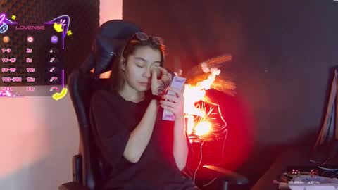 Raven online show from March 13, 1:51 pm