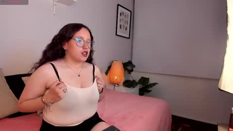 Snapshot of ravenroth_ chatting on April 15, 3:57 am Raven online show from April 15, 3:57 am