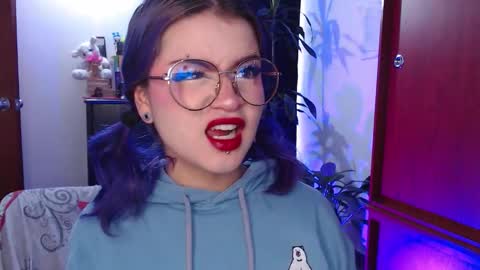 raventh_ online show from October 25, 11:07 am