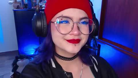 raventh_ online show from October 30, 11:38 pm