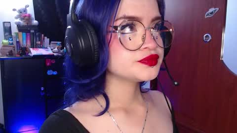 raventh_ online show from November 6, 12:17 pm