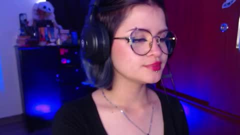 raventh_ online show from January 7, 3:36 pm