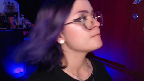 raventh_ online show from January 12, 12:05 am