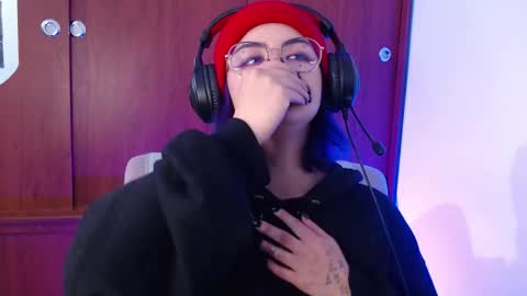 raventh_ online show from February 26, 2:16 pm