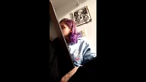 Snapshot of raventh_ chatting on May 25, 11:27 am raventh_ online show from May 25, 11:27 am