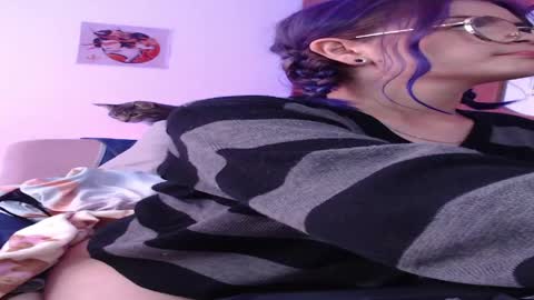 Snapshot of raventh_ chatting on May 27, 3:09 pm raventh_ online show from May 27, 3:09 pm