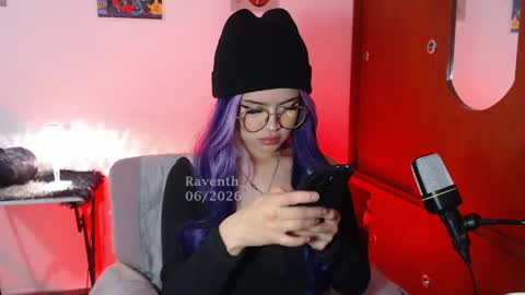 Snapshot of raventh_ chatting on June 2, 2:57 am raventh_ online show from June 2, 2:57 am