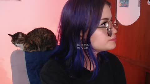 Snapshot of raventh_ chatting on June 18, 3:29 am raventh_ online show from June 18, 3:29 am