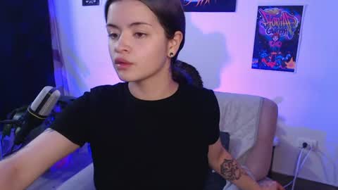 Snapshot of raventh_ chatting on July 13, 2:36 am raventh_ online show from July 13, 2:36 am