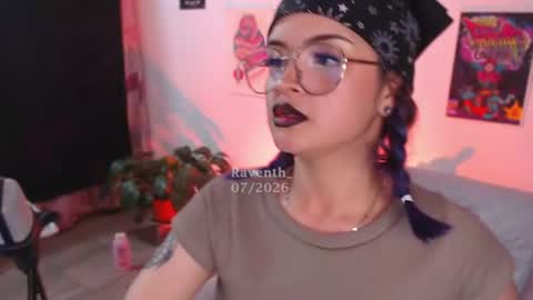 Snapshot of raventh_ chatting on July 16, 2:39 am raventh_ online show from July 16, 2:39 am