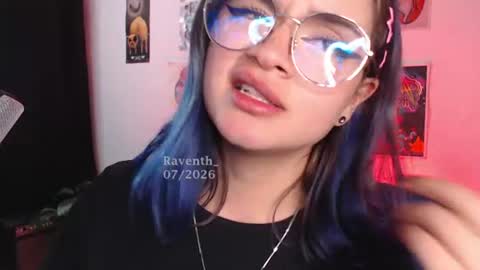 Snapshot of raventh_ chatting on July 25, 3:59 am raventh_ online show from July 25, 3:59 am