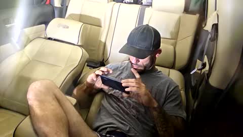 Snapshot of ravenwings5235 chatting on October 14, 10:49 am ravenwings5235 online show from October 14, 10:49 am