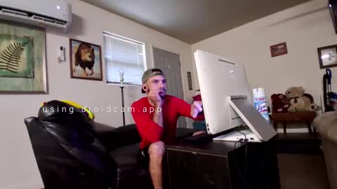 Snapshot of ravenwings5235 chatting on October 26, 7:42 pm ravenwings5235 online show from October 26, 7:42 pm