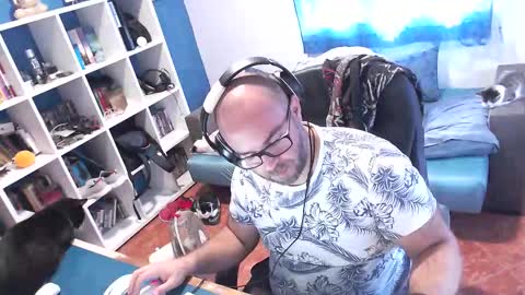 ravingr3d3 online show from October 23, 11:09 am