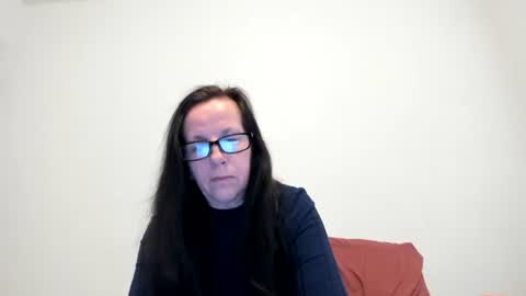 Ravishing Peach Goddess online show from February 20, 1:11 pm