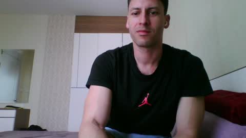 Snapshot of rawdr3 chatting on July 2, 5:46 am rawdr3 online show from July 2, 5:46 am