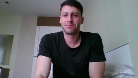 Snapshot of rawdr3 chatting on July 4, 4:29 am rawdr3 online show from July 4, 4:29 am