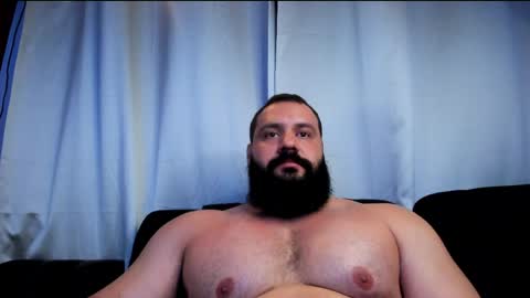 Snapshot of rawmathews chatting on May 22, 1:35 am rawmathews online show from May 22, 1:35 am