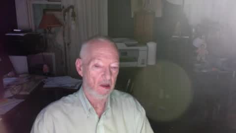Snapshot of ray1776ray chatting on July 8, 11:04 am ray1776ray online show from July 8, 11:04 am