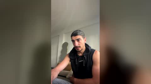 Snapshot of rayaan6969 chatting on May 20, 5:08 pm Rayaan6969 online show from May 20, 5:08 pm