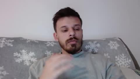 rayan online show from December 1, 6:08 pm