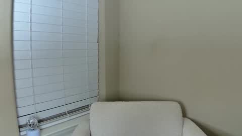 Snapshot of raybabexx chatting on December 5, 3:59 am RayBabe online show from December 5, 3:59 am