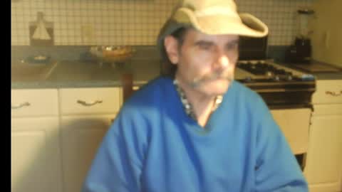 Snapshot of raylene4u2 chatting on October 7, 9:06 am Ray online show from October 7, 9:06 am