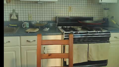 Snapshot of raylene4u2 chatting on November 3, 7:37 pm Ray online show from November 3, 7:37 pm