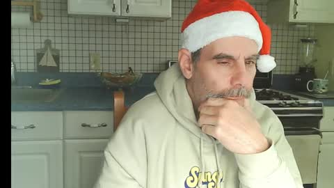 Snapshot of raylene4u2 chatting on December 15, 8:13 pm Ray online show from December 15, 8:13 pm