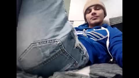 Snapshot of raymartino chatting on December 15, 6:50 am RayMartino online show from December 15, 6:50 am