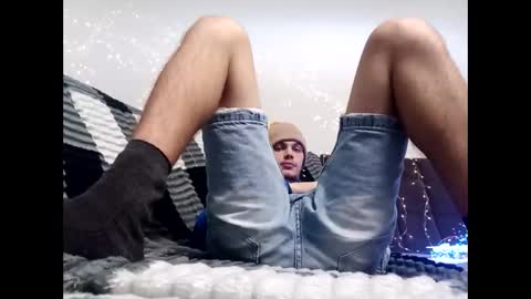 Snapshot of raymartino chatting on December 15, 6:56 pm RayMartino online show from December 15, 6:56 pm