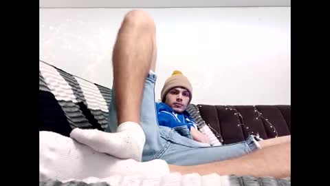 Snapshot of raymartino chatting on December 18, 8:53 am RayMartino online show from December 18, 8:53 am