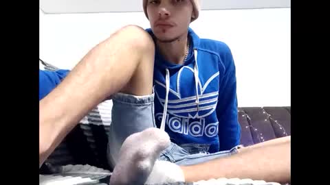 Snapshot of raymartino chatting on December 18, 8:59 pm RayMartino online show from December 18, 8:59 pm