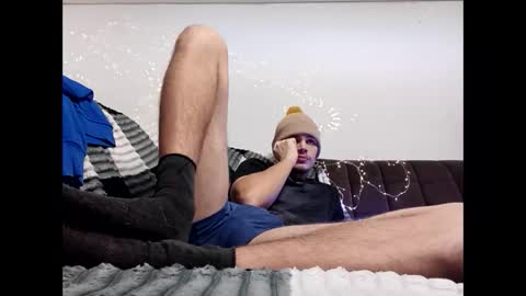 Snapshot of raymartino chatting on December 21, 2:57 pm RayMartino online show from December 21, 2:57 pm