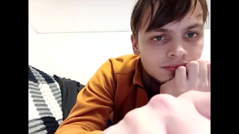 Snapshot of raymartino chatting on January 8, 3:20 am RayMartino online show from January 8, 3:20 am