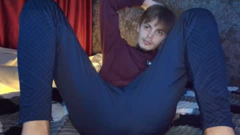 Snapshot of raymartino chatting on February 1, 9:57 pm RayMartino online show from February 1, 9:57 pm