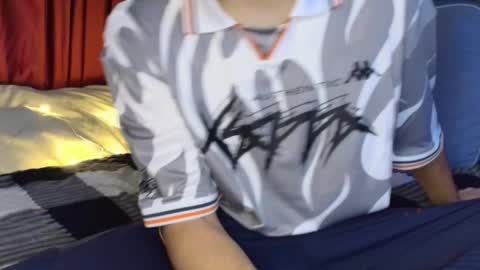 Snapshot of raymartino chatting on February 10, 3:43 am RayMartino online show from February 10, 3:43 am