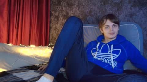 Snapshot of raymartino chatting on February 28, 4:02 am RayMartino online show from February 28, 4:02 am